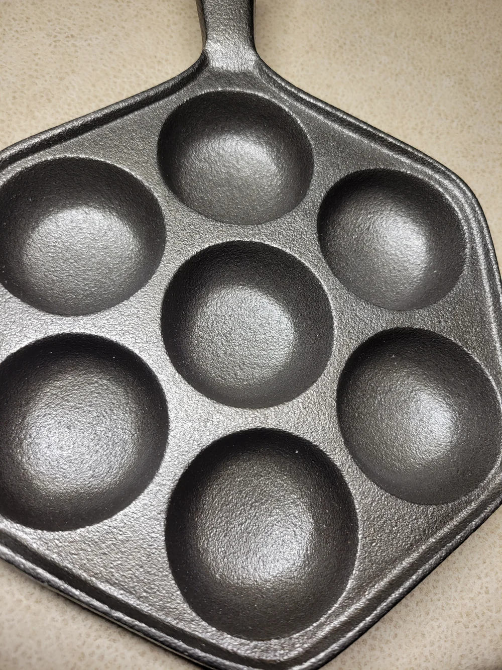 Cast Iron Æbleskiver / Poffertjes Pan - Black
